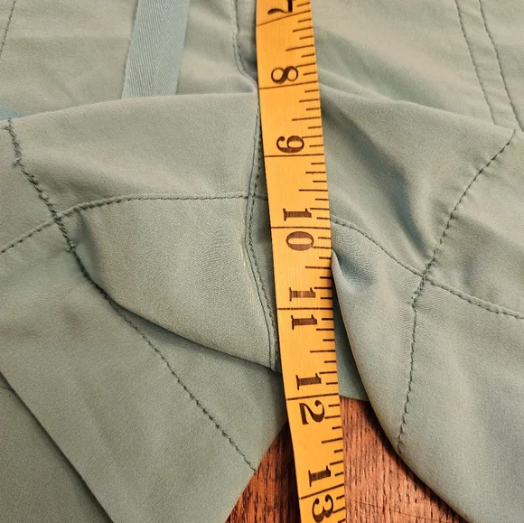 Athleta Blue 4" Hiking Shorts - Picture 9 of 11